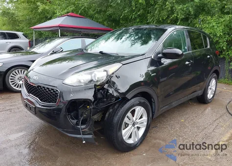 2017 Kia Sportage Lx z USA, uszkodzony, nr VIN KNDPMCAC4H7186822